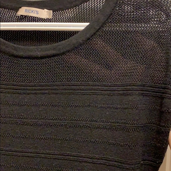 Sweater - Picture 6 of 6